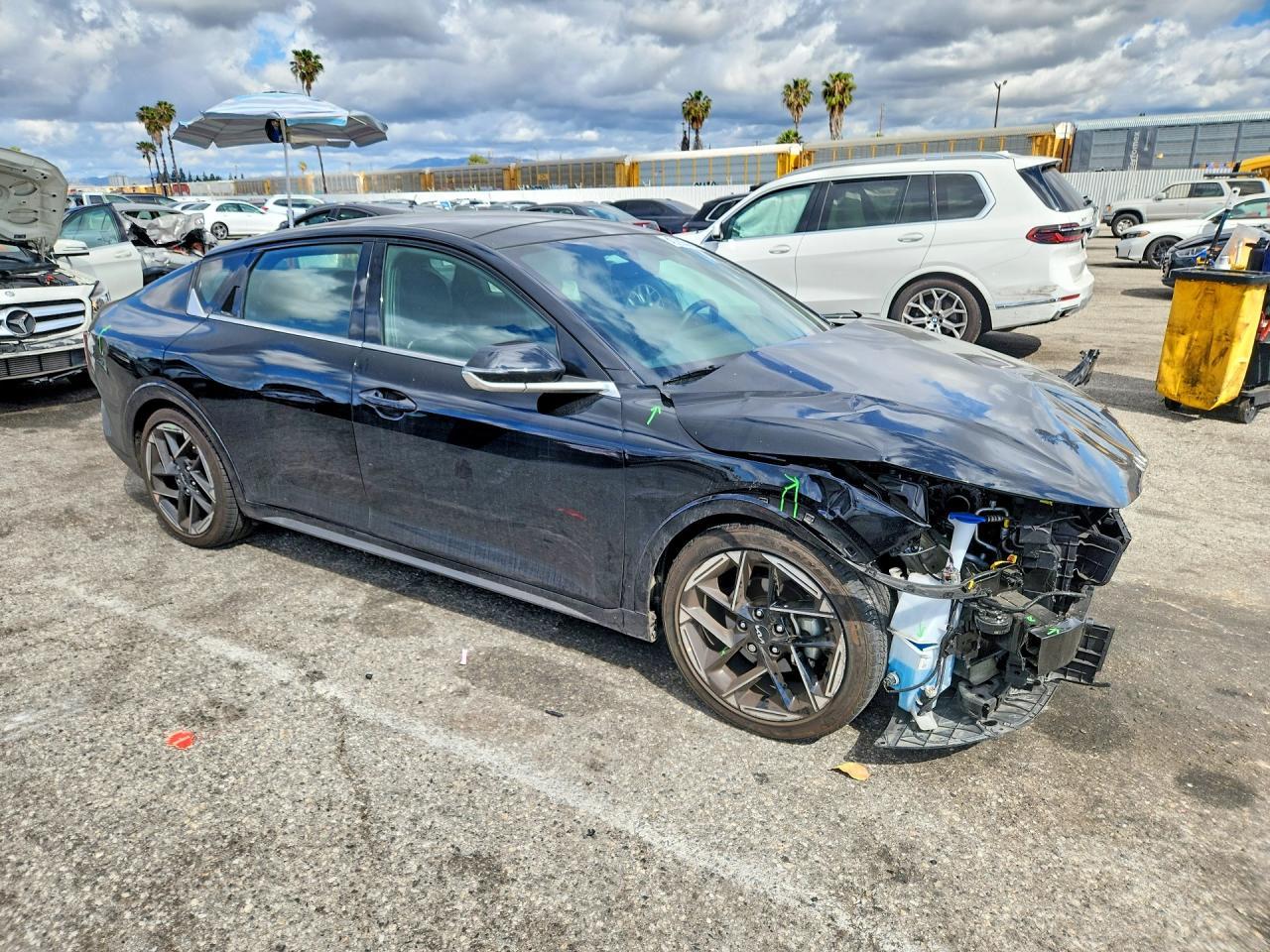 2025 Kia K4 Gt Line - Image 4
