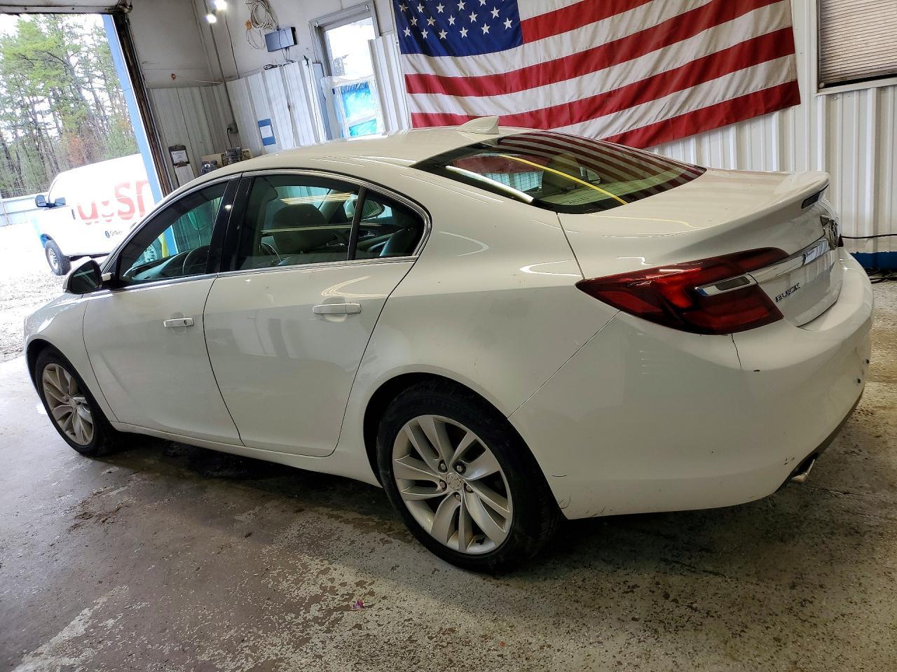 2015 Buick Regal - Фото 2