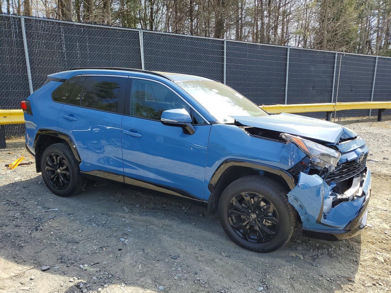 2022 Toyota Rav4 Hybrid Se - Фото 4