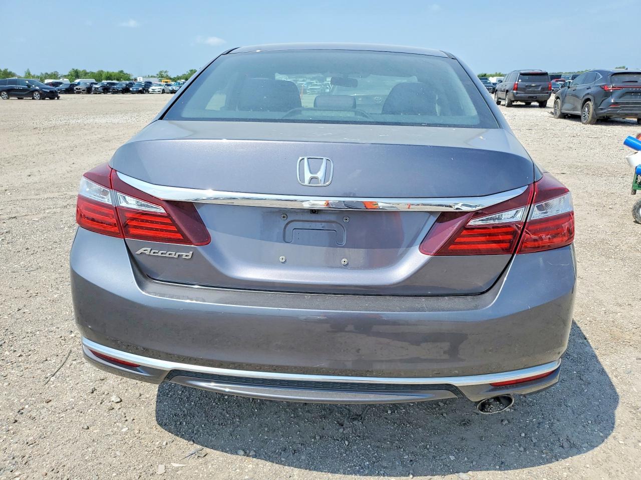 2017 Honda Accord Lx - Image 6