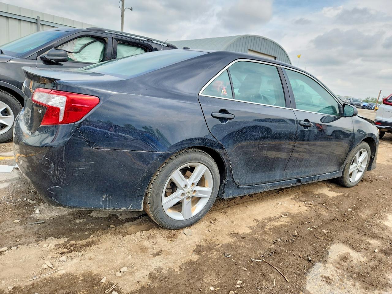 2012 Toyota Camry Se - Фото 3