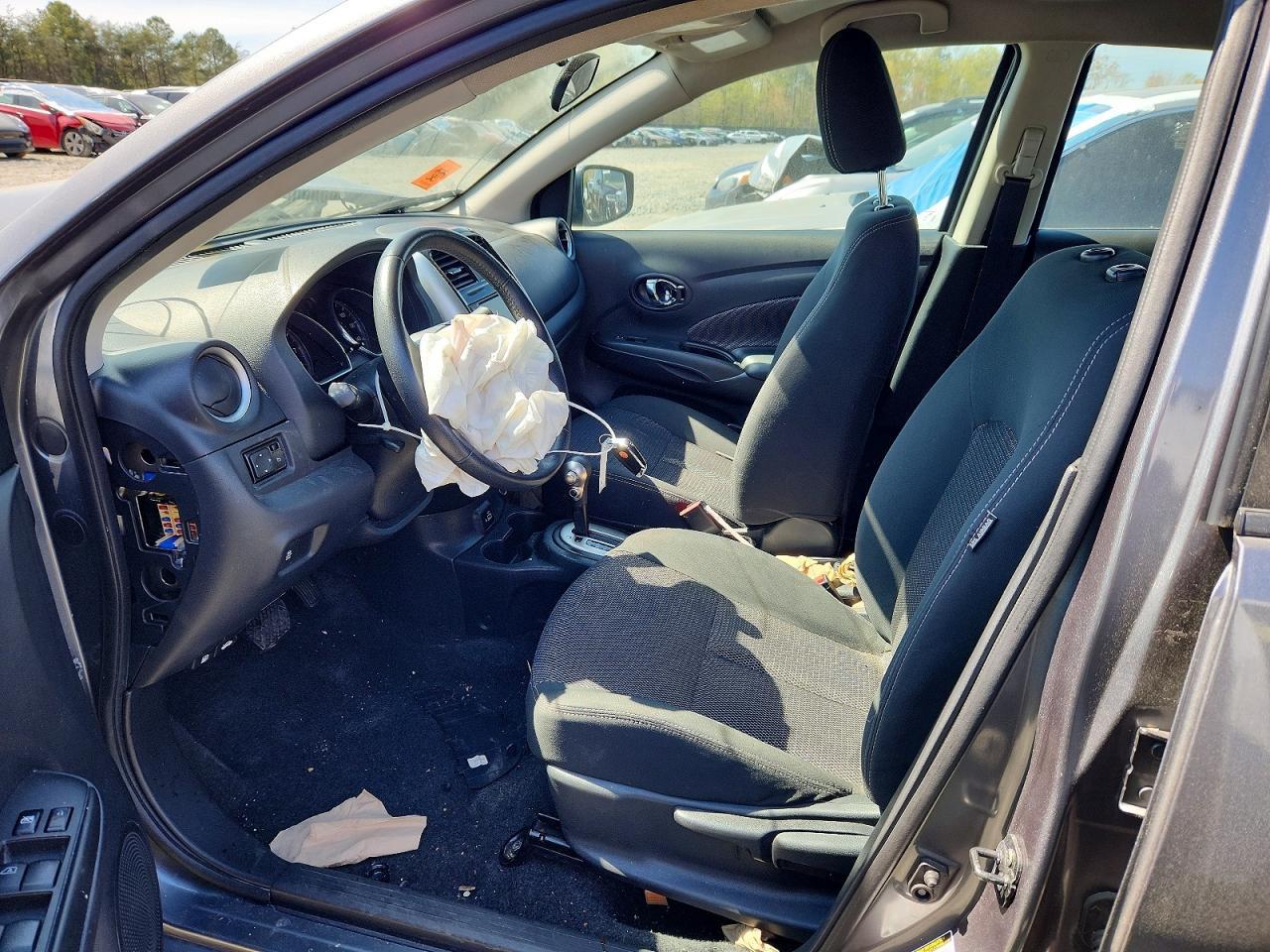 2019 Nissan Versa Sv - Фото 7