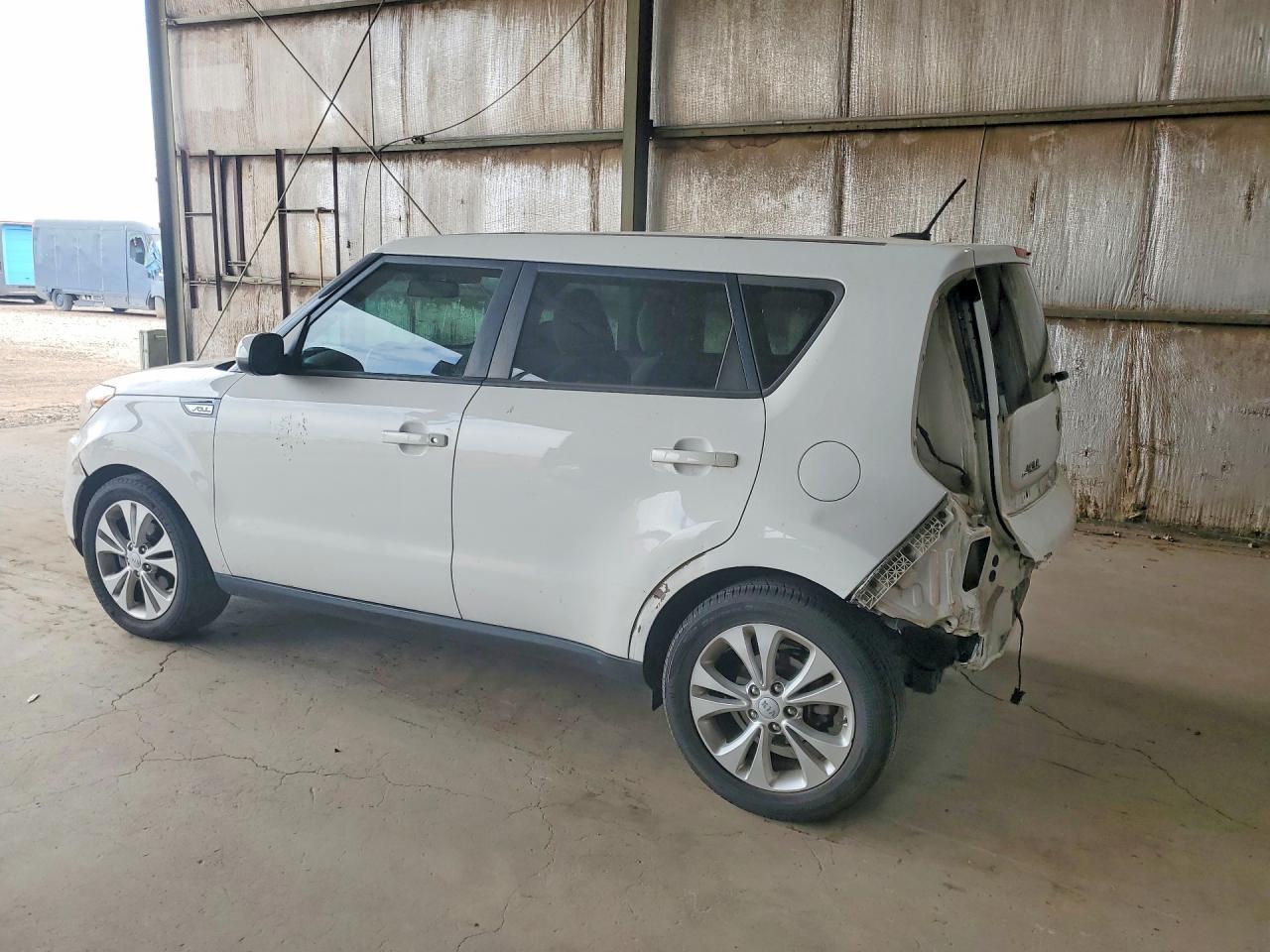 2015 Kia Soul + - Image 2