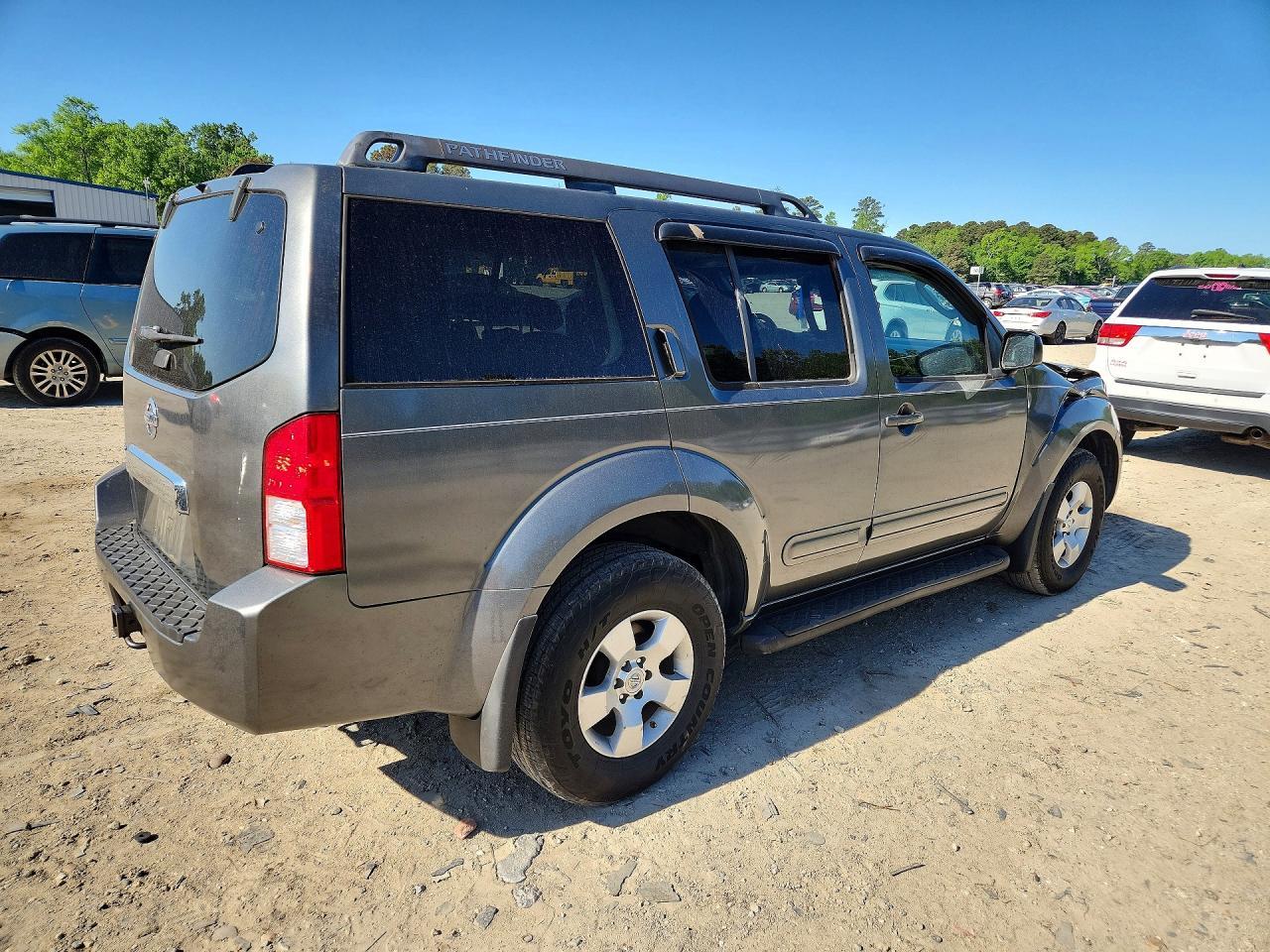 2007 Nissan Pathfinder S - Фото 3