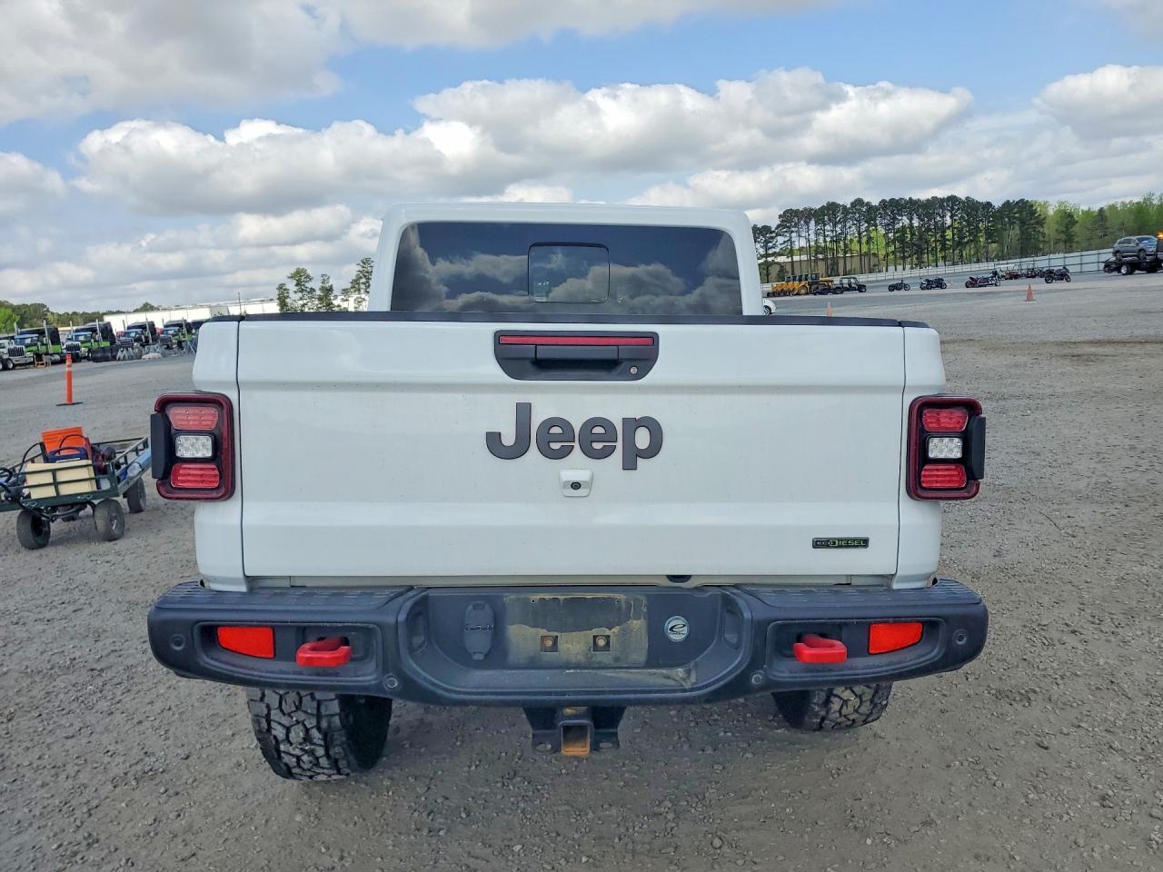 2022 Jeep Gladiator Rubicon - Image 6