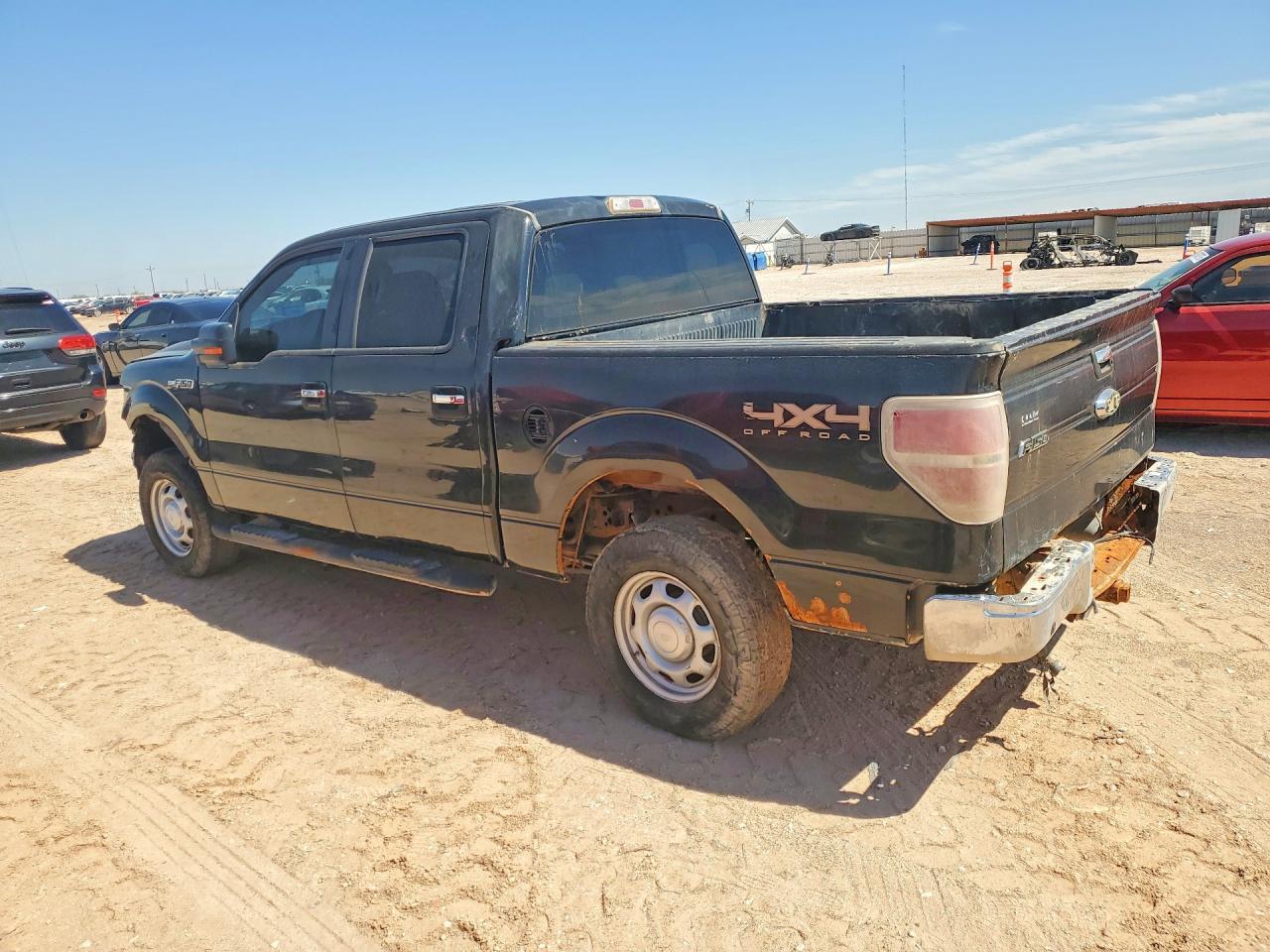 2013 Ford F150 Supercrew - Фото 2