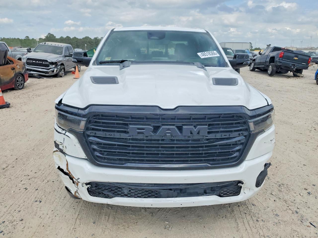 2025 Ram 1500 Laramie - Фото 5