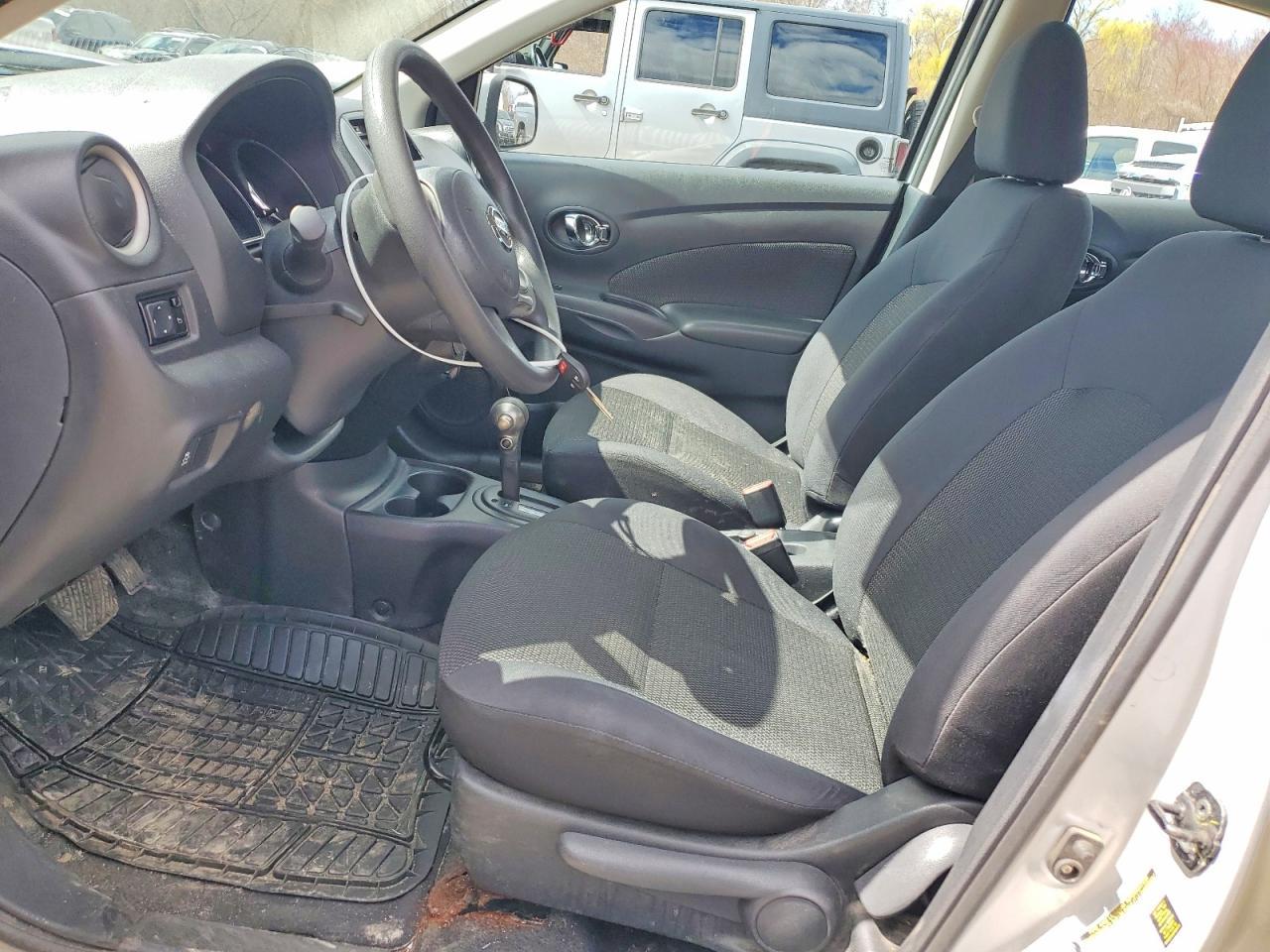 2013 Nissan Versa 1.6 S - Фото 7