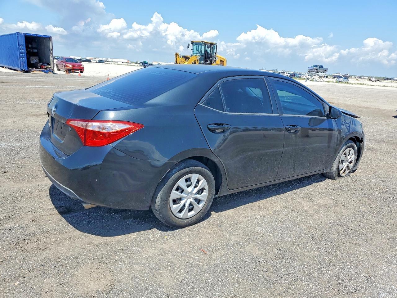 2019 Toyota Corolla L - Фото 3