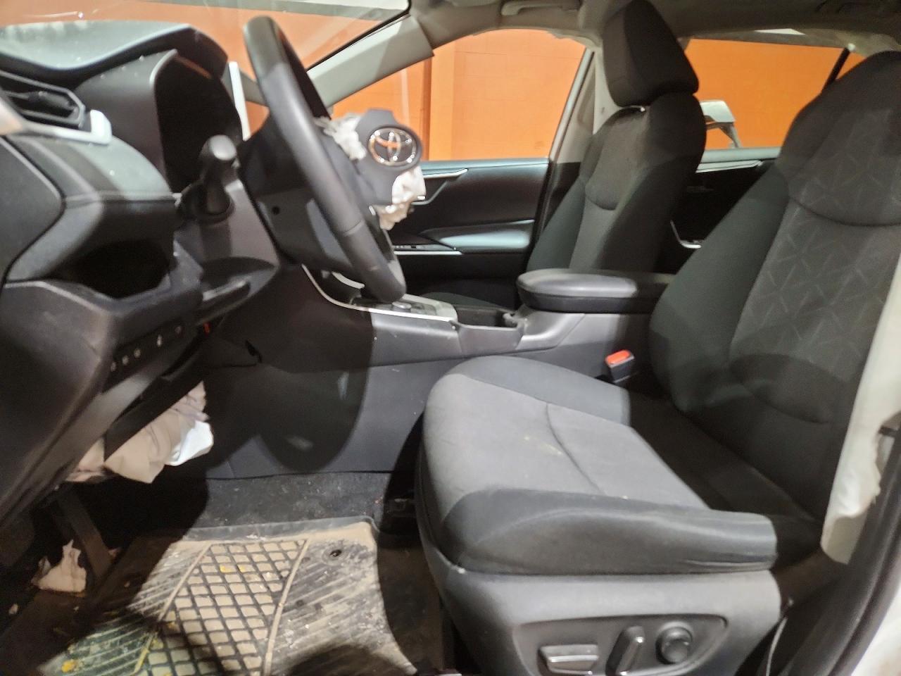 2024 Toyota Rav4 Hybrid Xle - Image 7