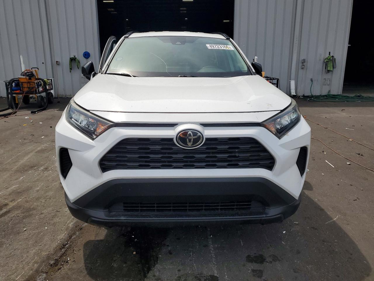 2020 Toyota Rav4 Le - Image 5