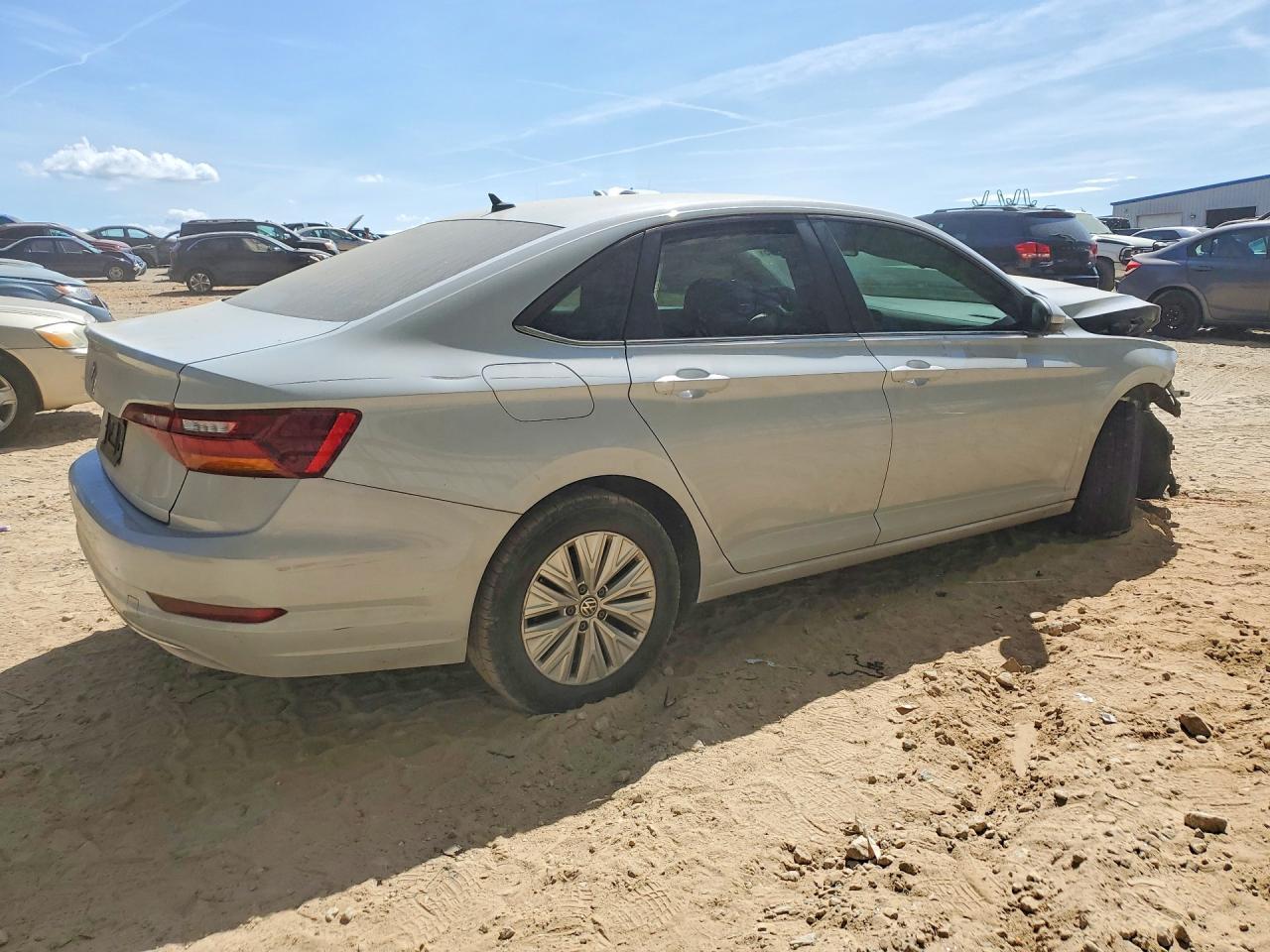 2019 Volkswagen Jetta S - Фото 3