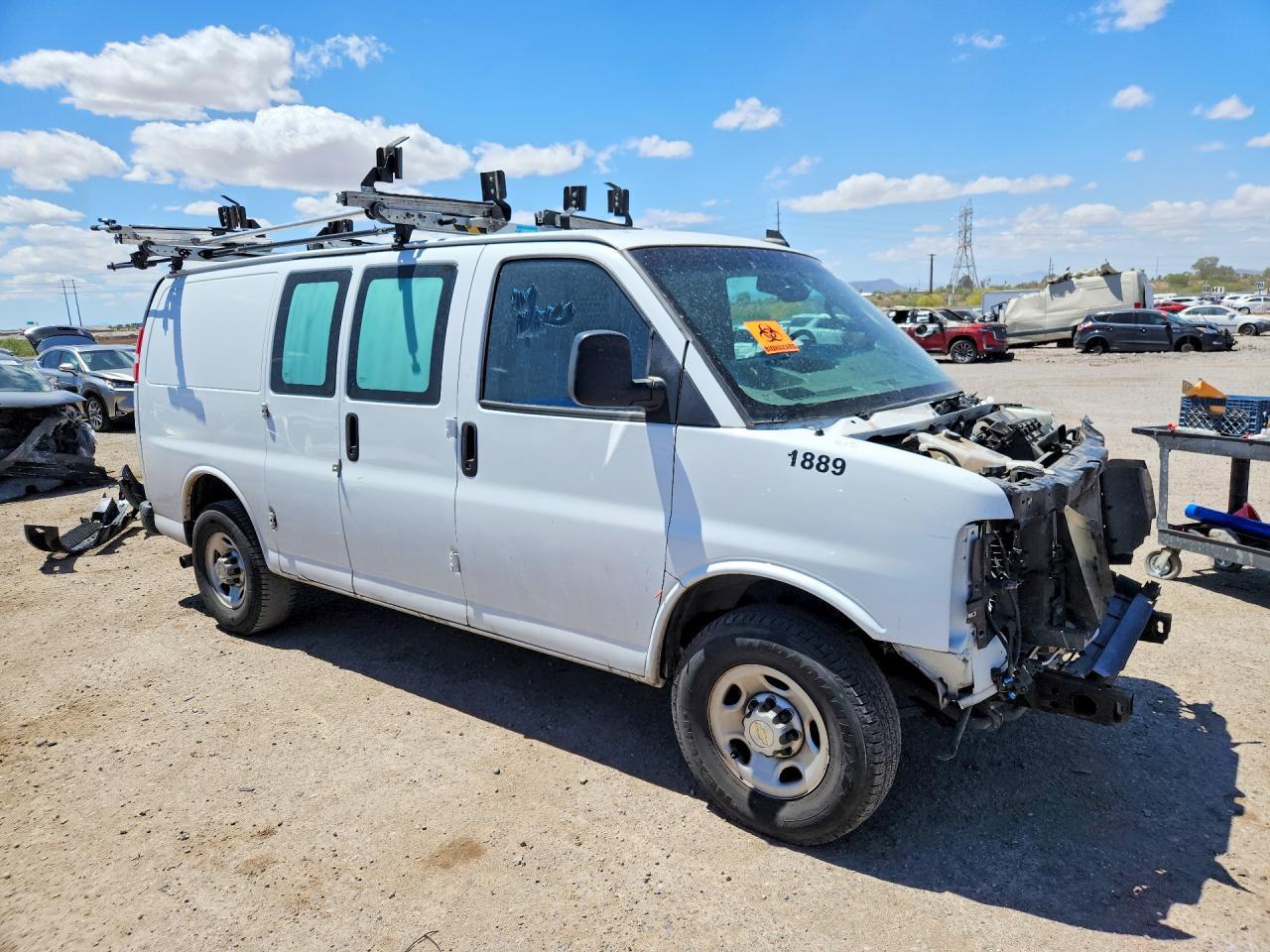 2022 Chevrolet Express - Фото 4