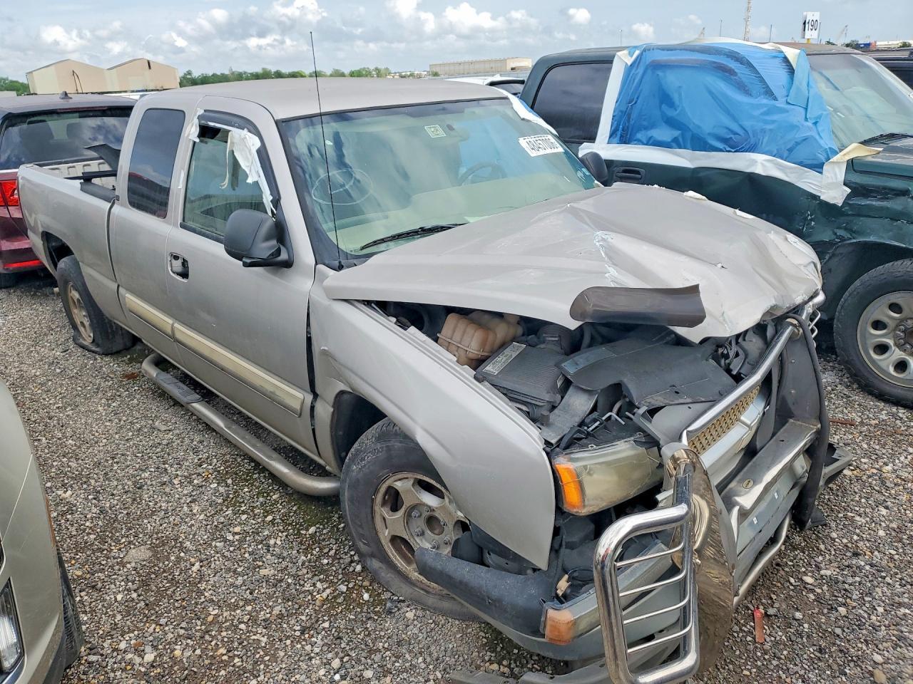 2004 Chevrolet Silverado C1500 - Фото 4