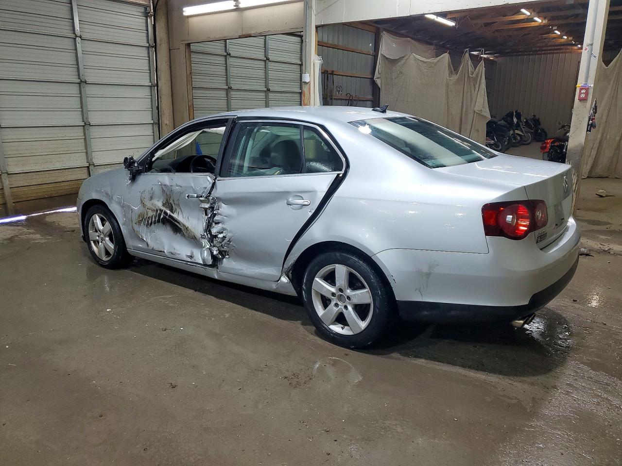 2008 Volkswagen Jetta Se - Фото 2