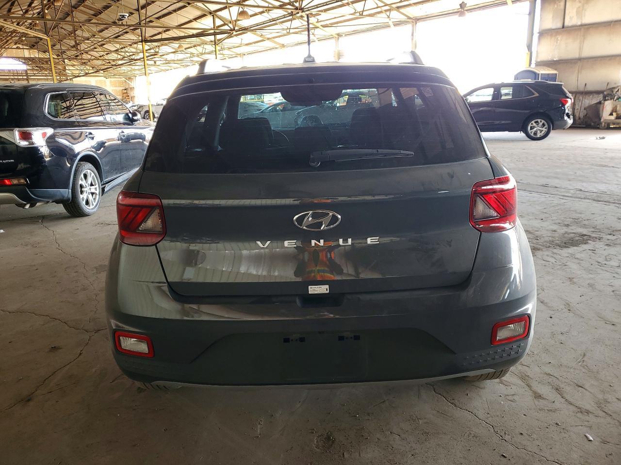 2025 Hyundai Venue Sel - Фото 6