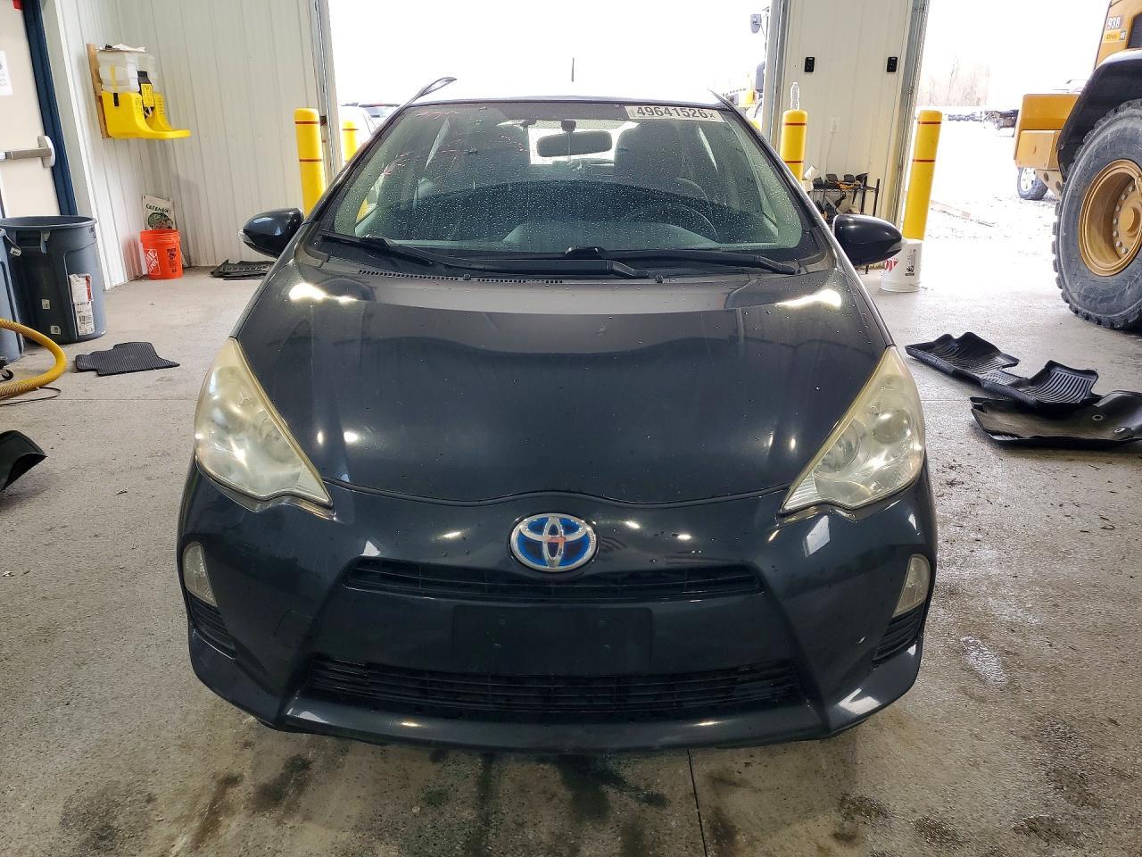 2014 Toyota Prius C Two - Фото 5
