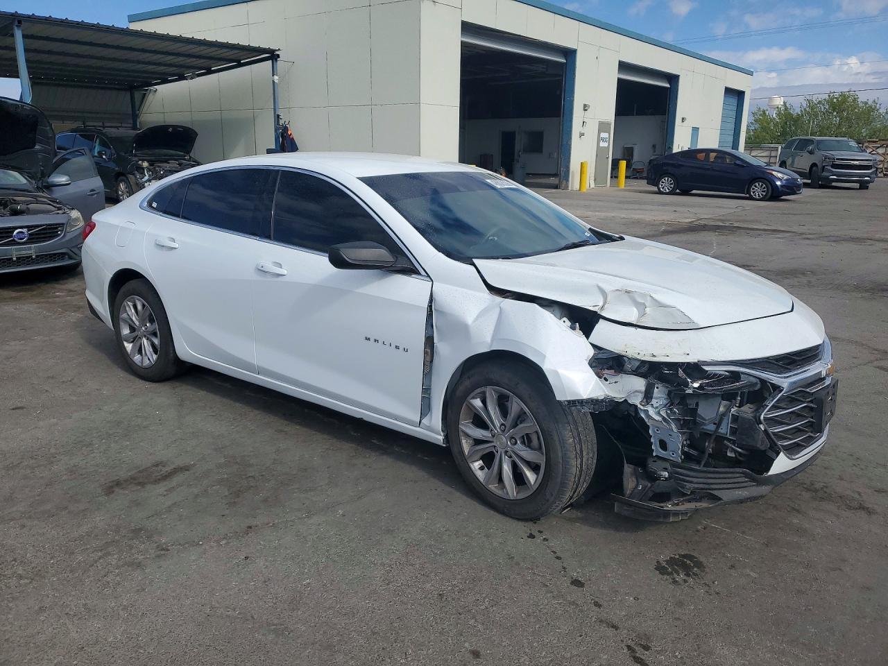 2024 Chevrolet Malibu Ls - Фото 4