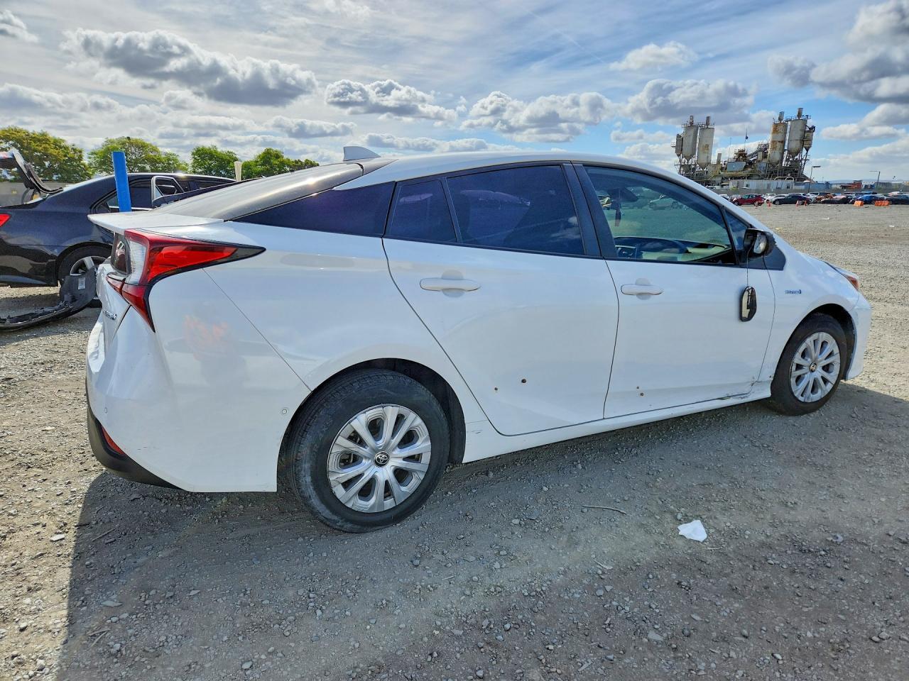 2021 Toyota Prius Le - Фото 3