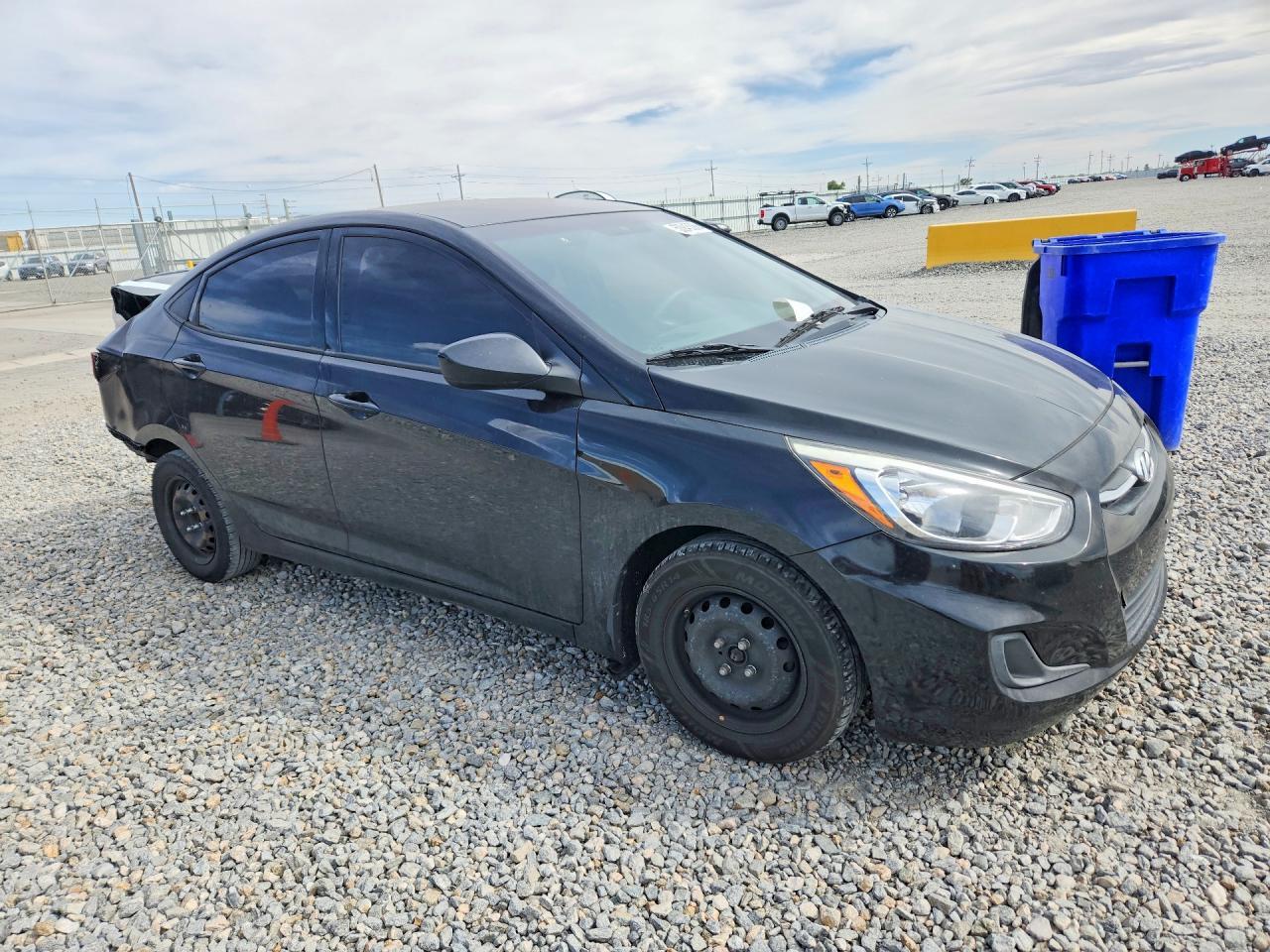 2016 Hyundai Accent Se - Фото 4