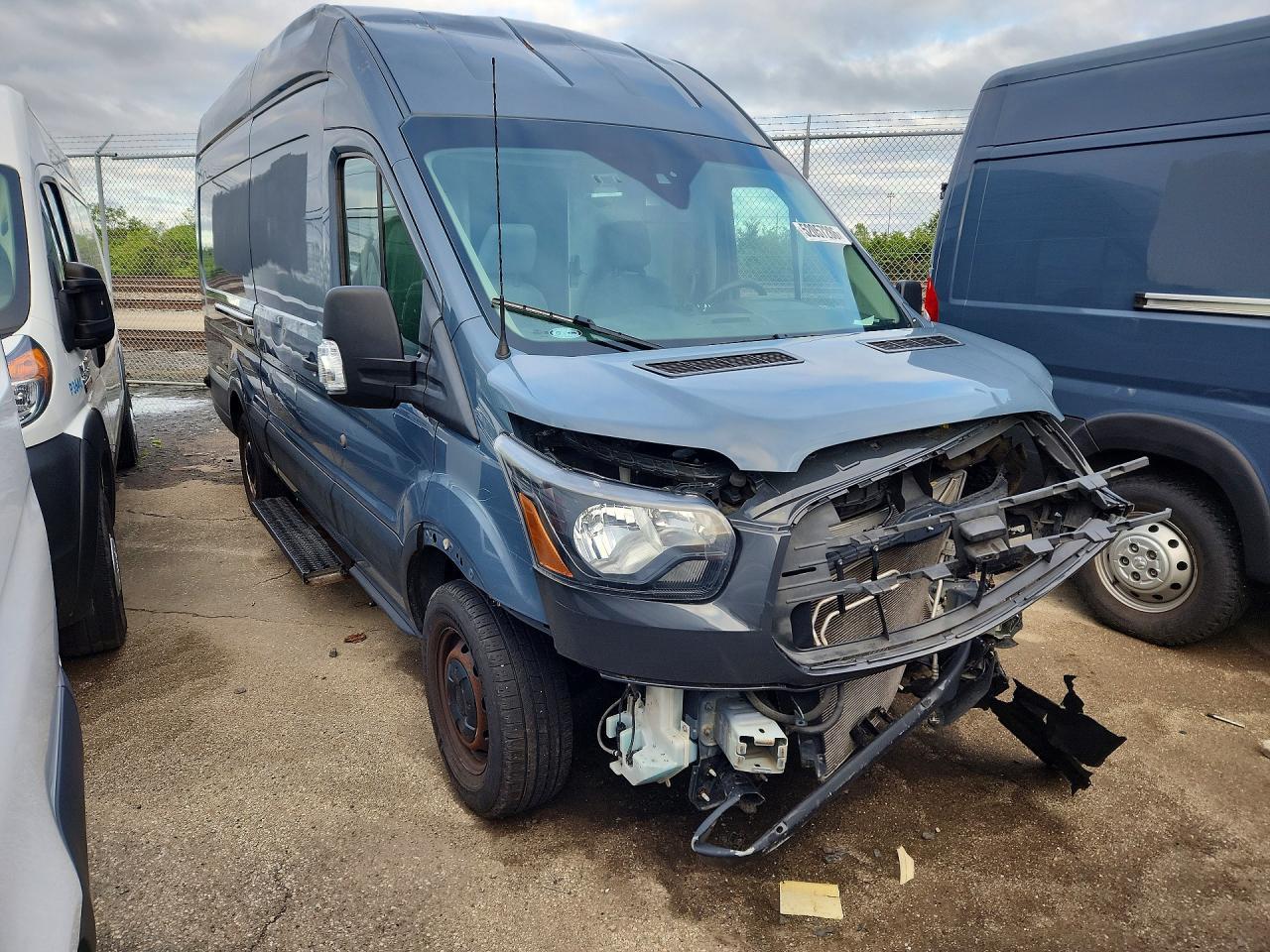 2019 Ford Transit T-250 - Image 4