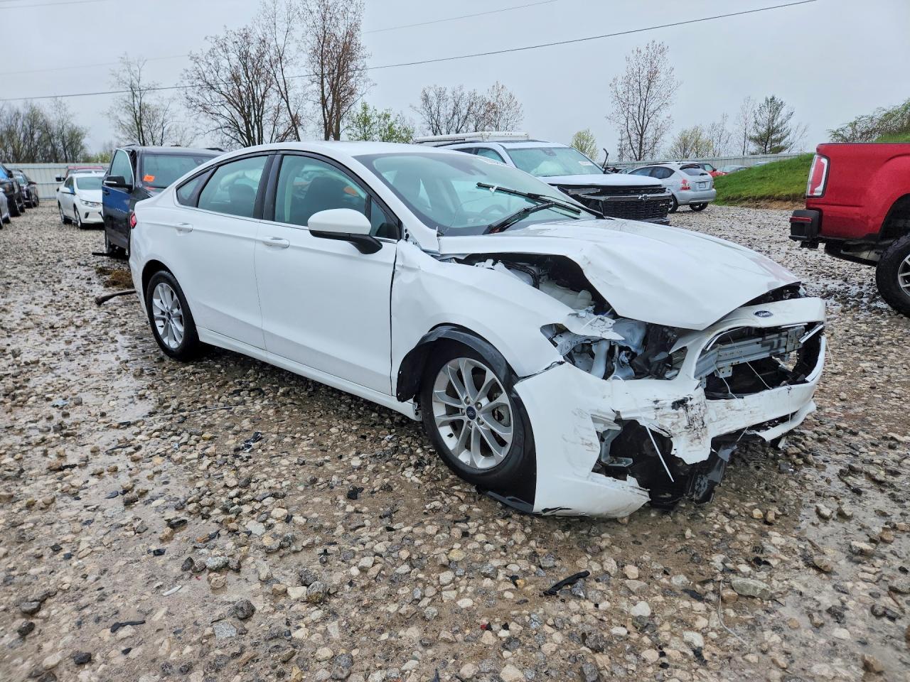 2020 Ford Fusion - Image 4