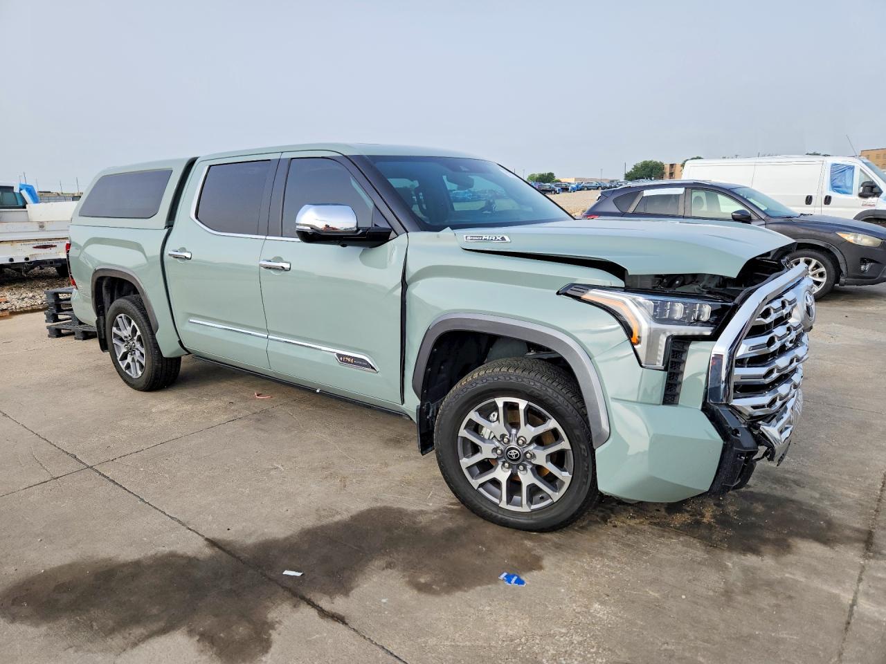 2025 Toyota Tundra 1794 Edition Hv - Image 4