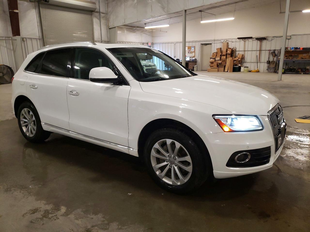 2016 Audi Q5 Premium Plus - Image 4
