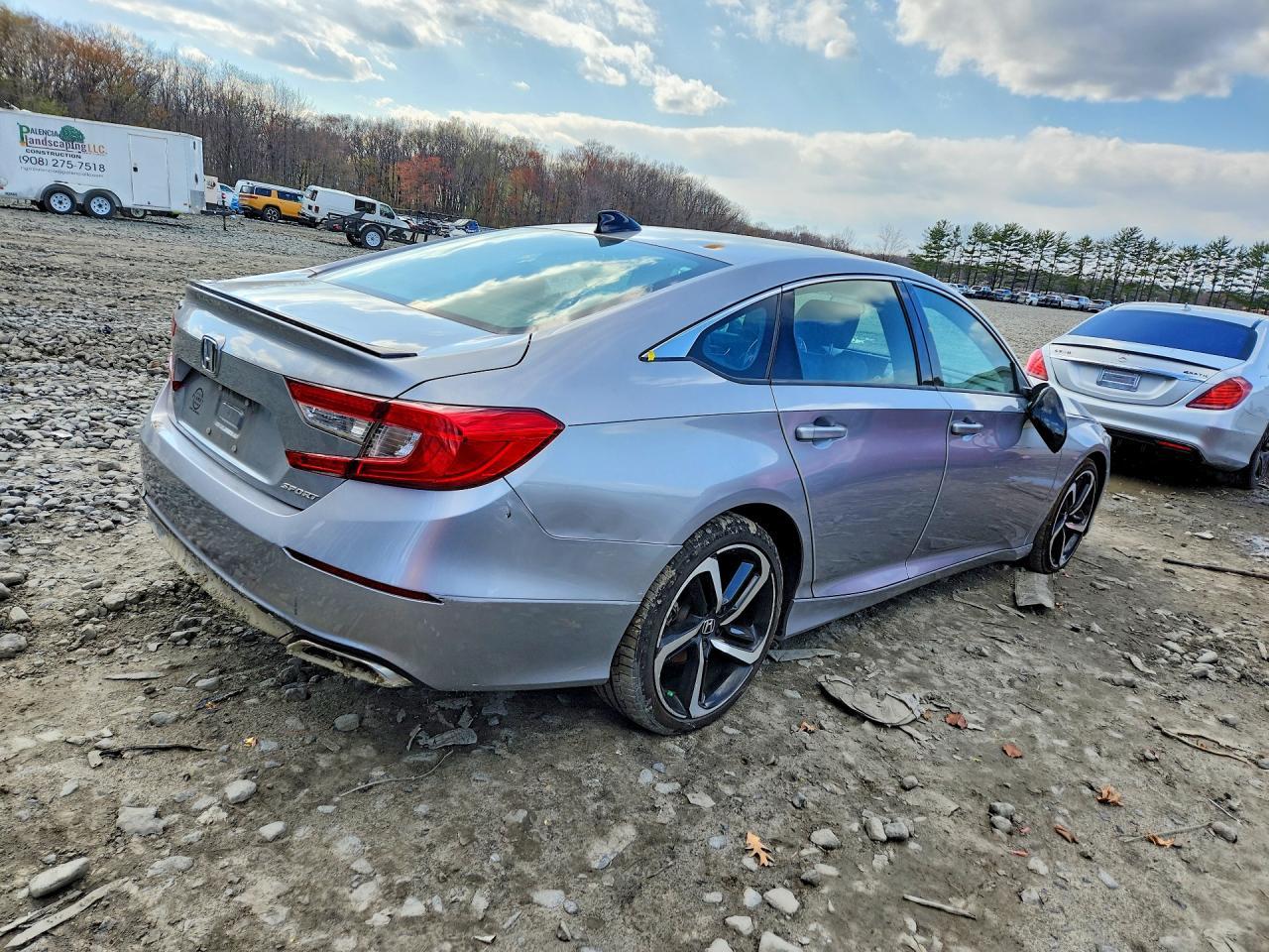 2022 Honda Accord Sport - Image 3