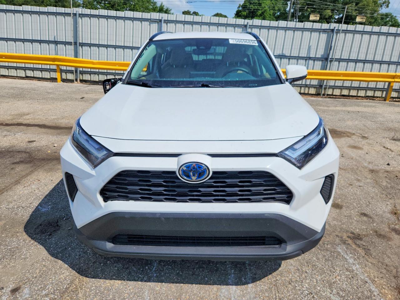 2022 Toyota Rav4 Xle - Image 5