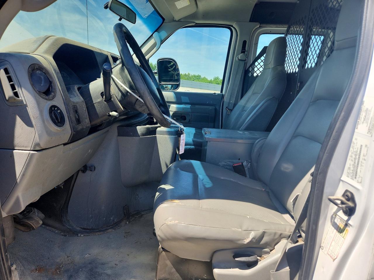 2011 Ford Econoline E350 Super Duty Van - Фото 7