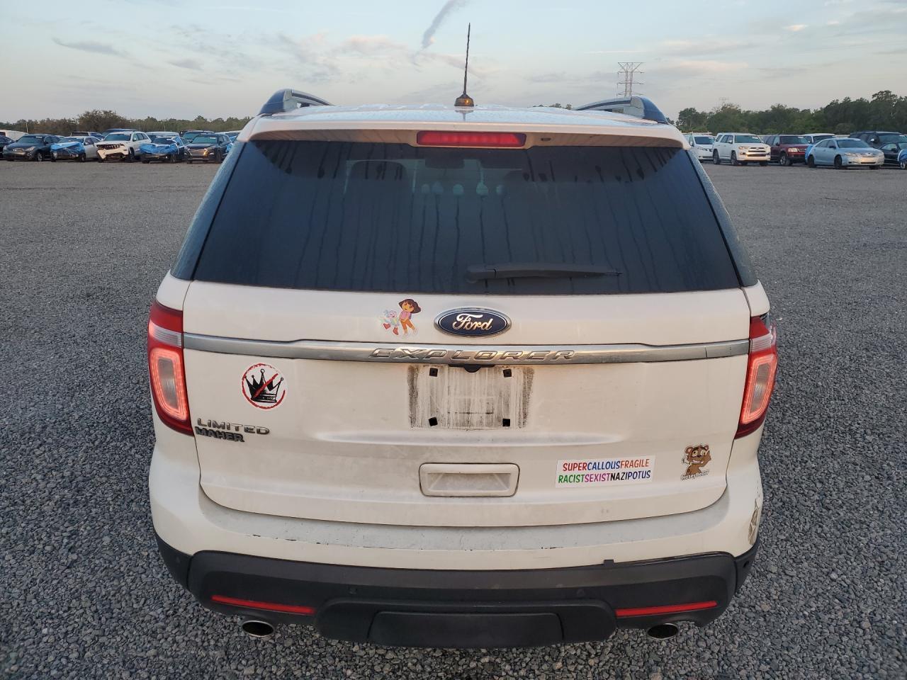 2012 Ford Explorer Limited - Image 6