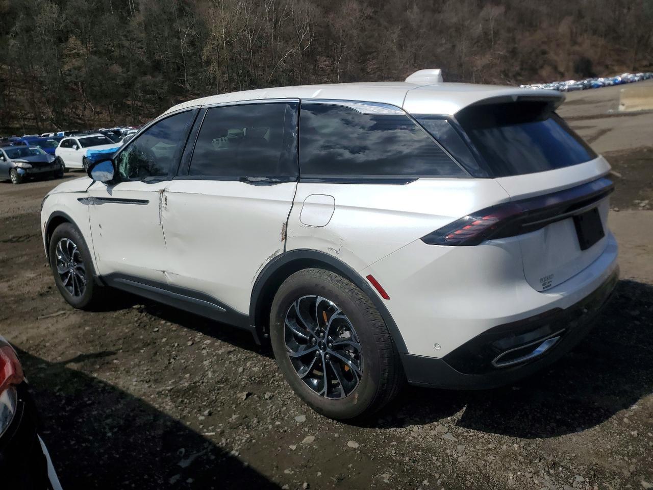 2024 Lincoln Nautilus Premiere - Image 2