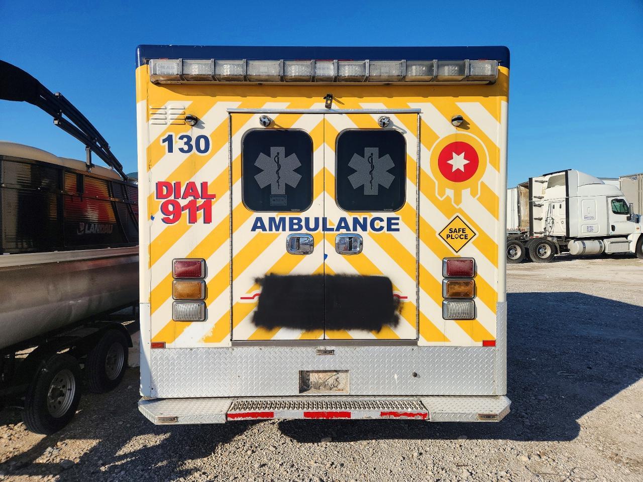2016 Ford F450 Sd Ambulance - Image 6