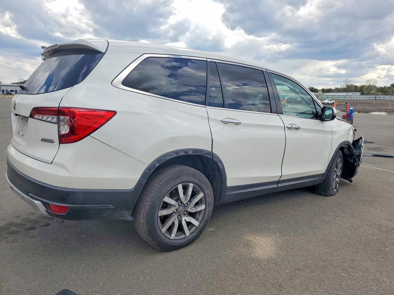 2019 Honda Pilot Ex - Фото 3