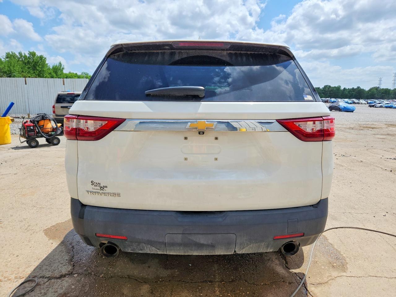 2020 Chevrolet Traverse Ls - Фото 6