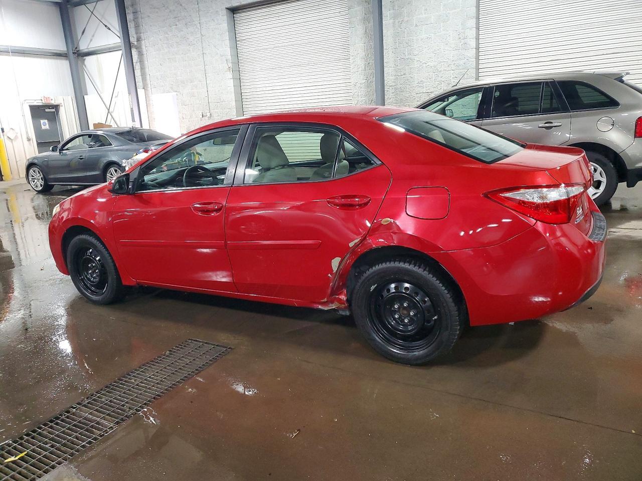 2015 Toyota Corolla Le - Фото 2