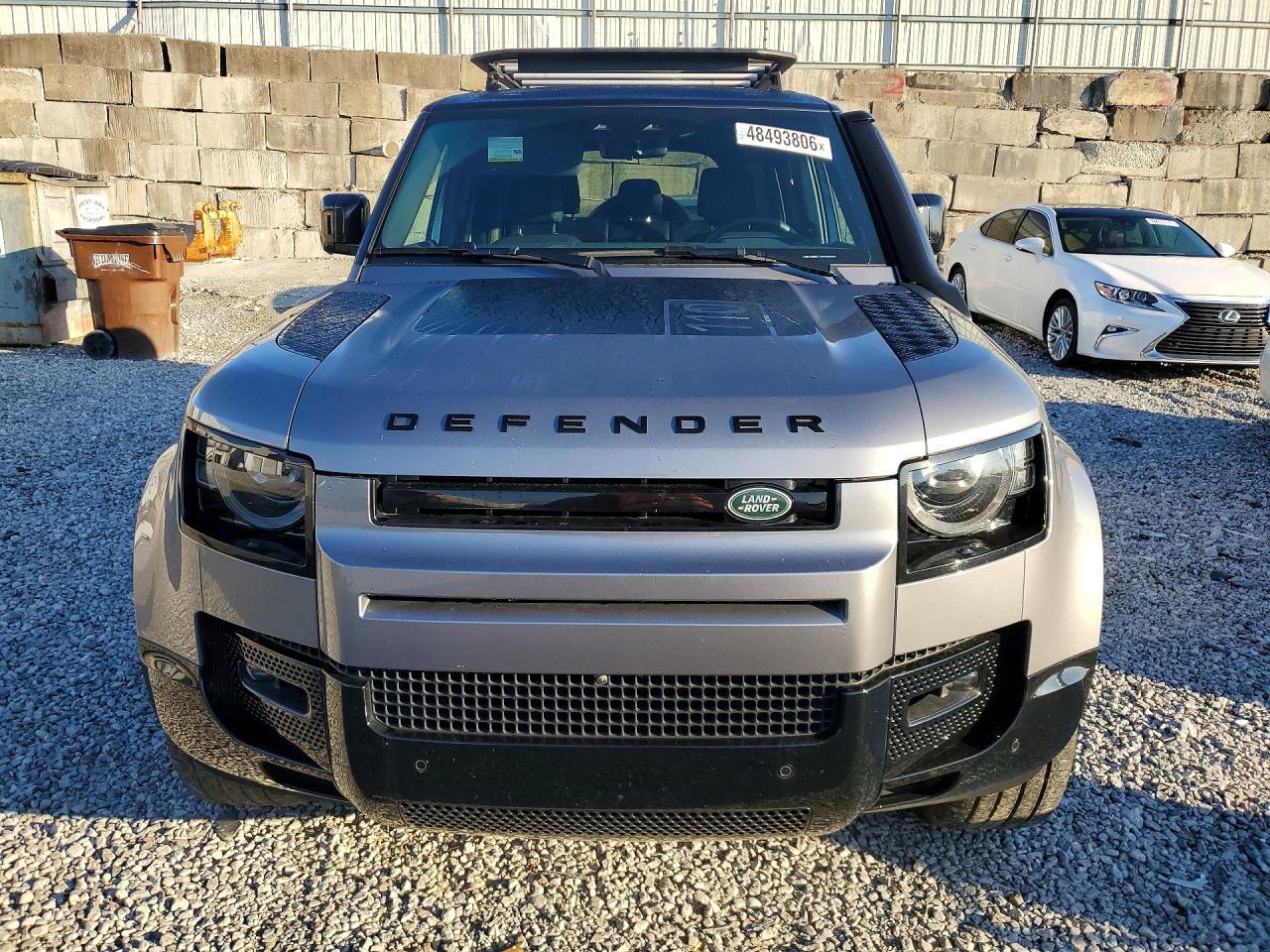 2024 Land Rover Defender 110 X-Dynamic Se - Image 5