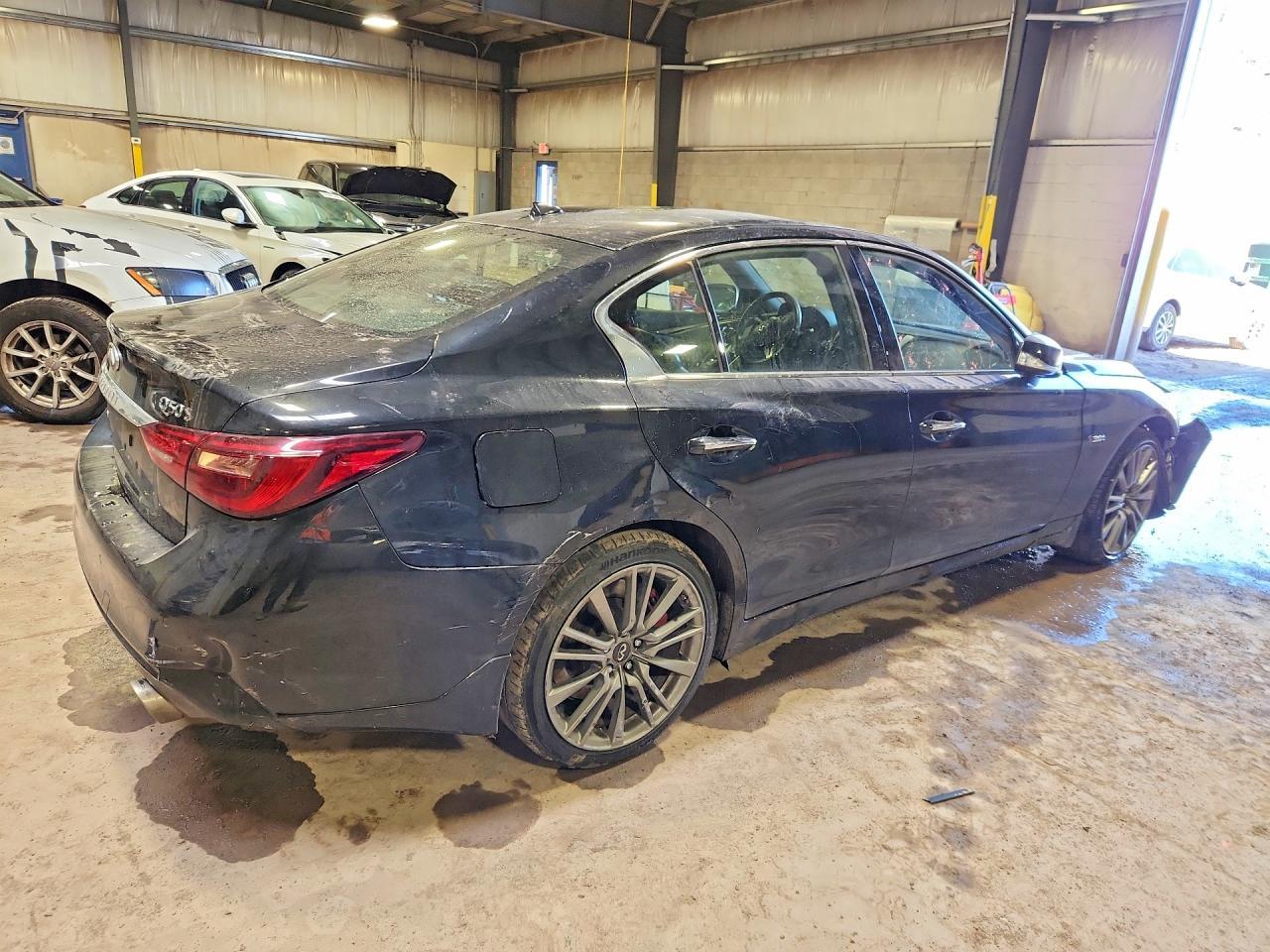 2019 Infiniti Q50 Red Sport 400 - Фото 3