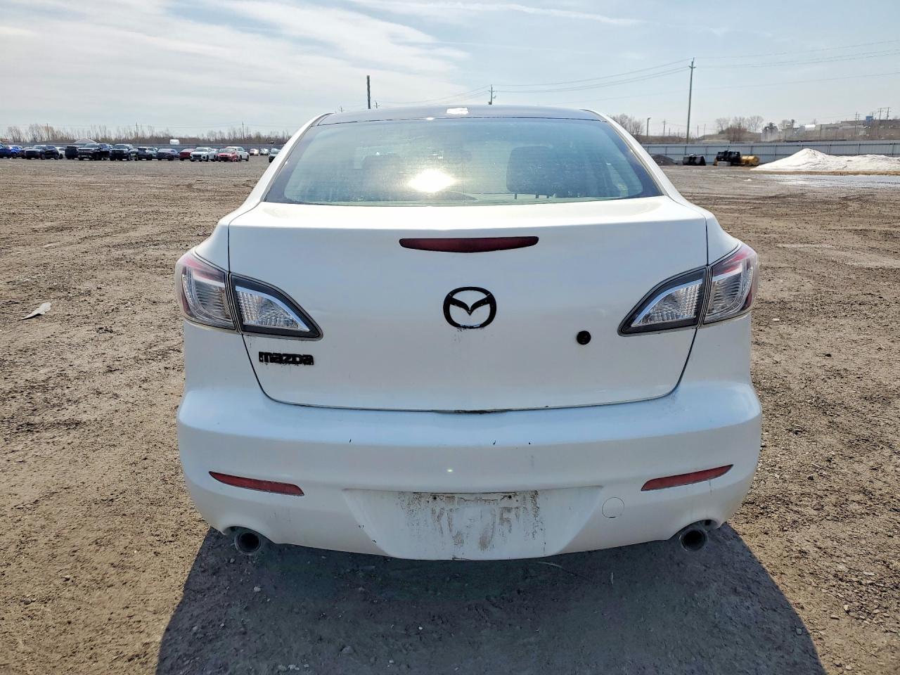 2011 Mazda 3 S - Image 6
