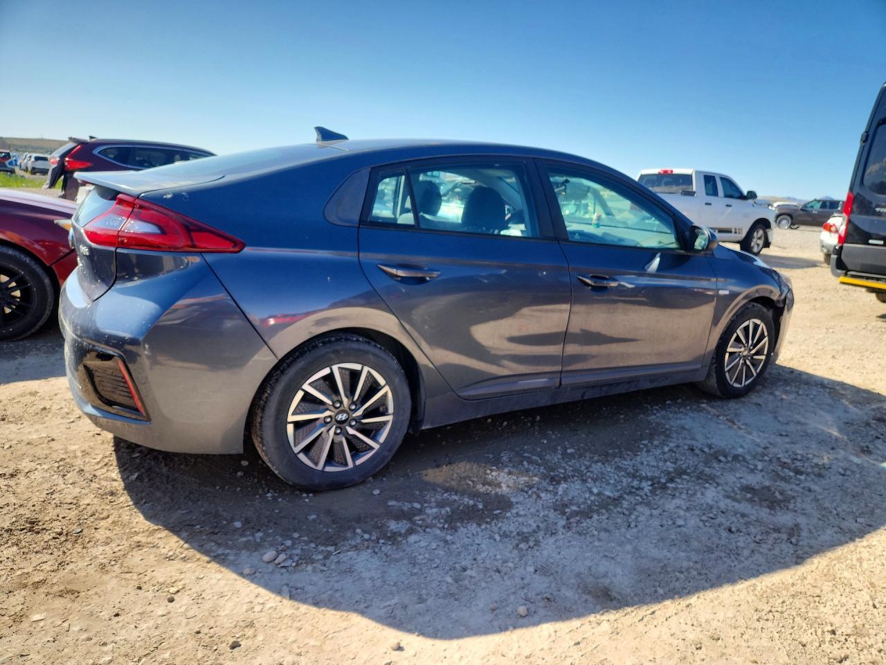 2018 Hyundai Ioniq Plug-In Hybrid Base - Фото 3