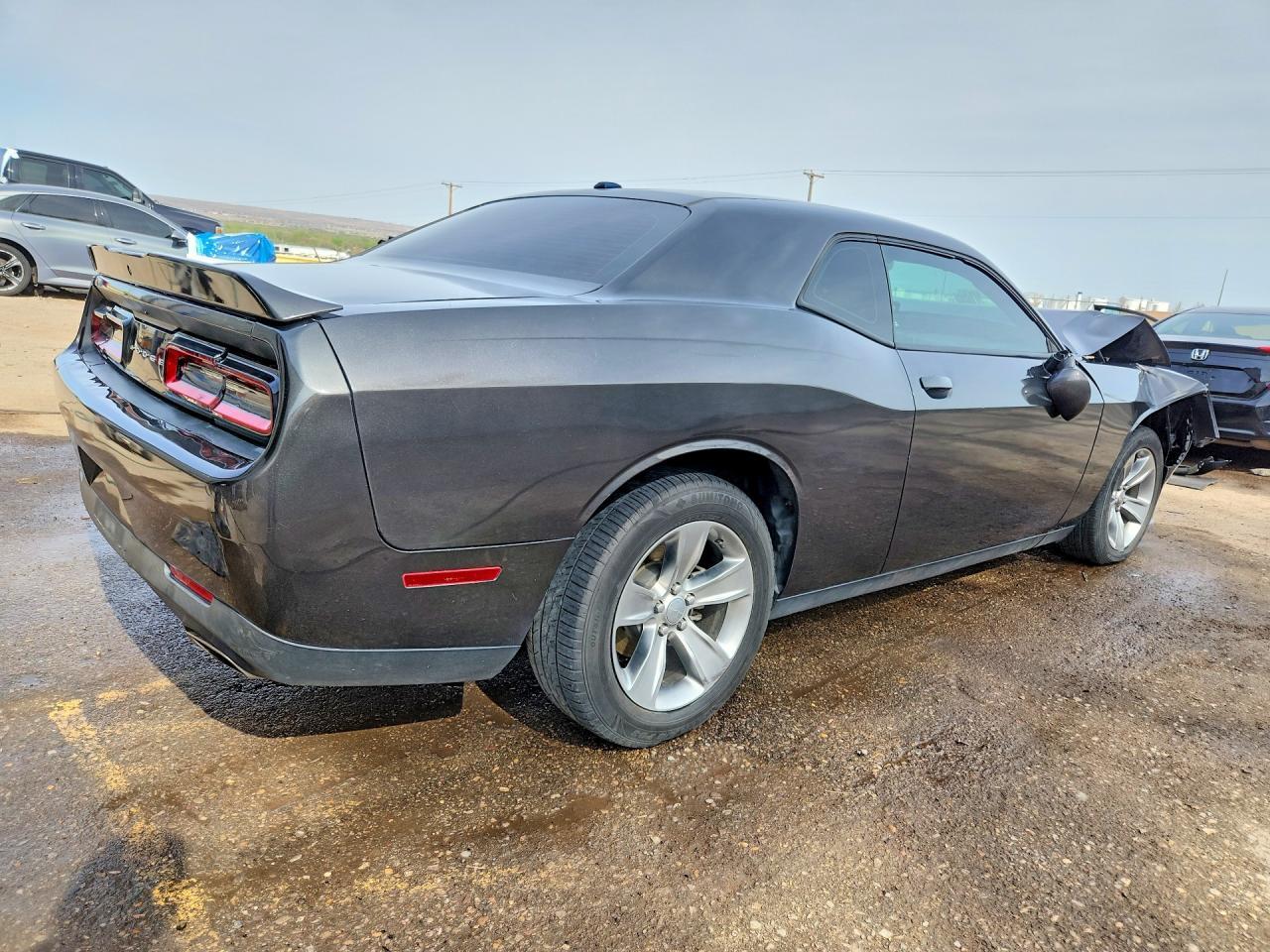 2019 Dodge Challenger Sxt - Image 3
