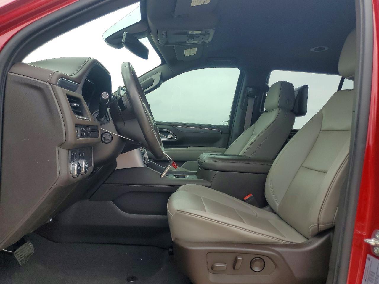 2022 GMC Yukon Slt - Image 7