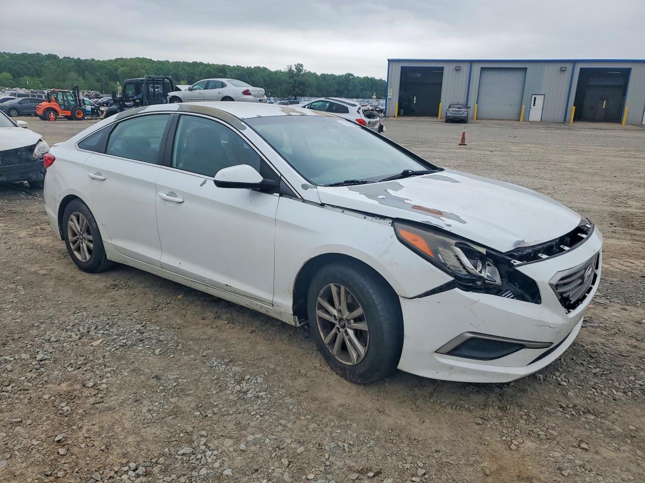 2017 Hyundai Sonata Se - Image 4