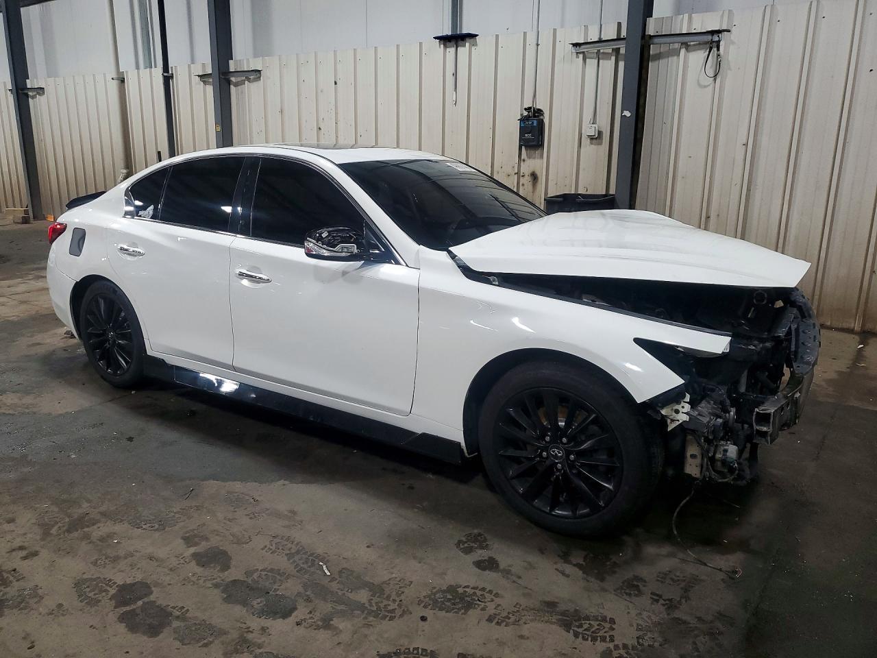 2018 Infiniti Q50 3.0T Luxe - Фото 4