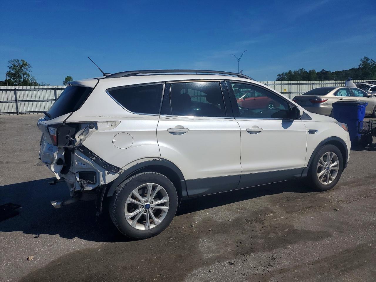 2017 Ford Escape Se - Image 3