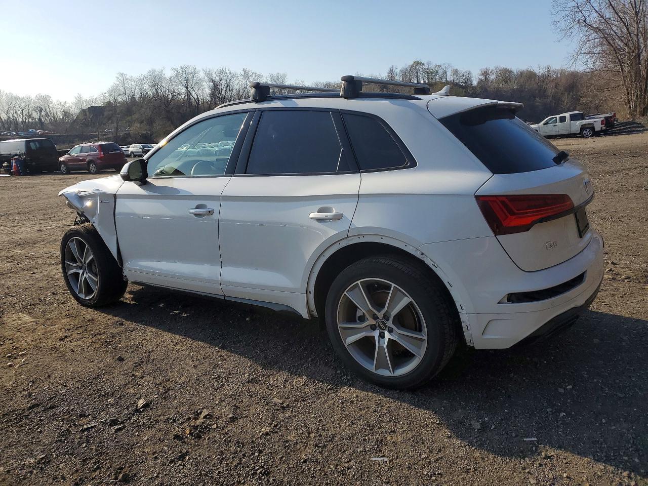 2025 Audi Q5 Premium 45 - Фото 2
