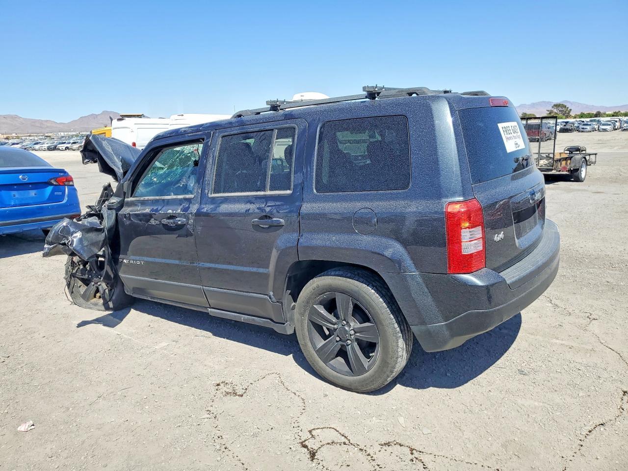 2014 Jeep Patriot Latitude - Фото 2