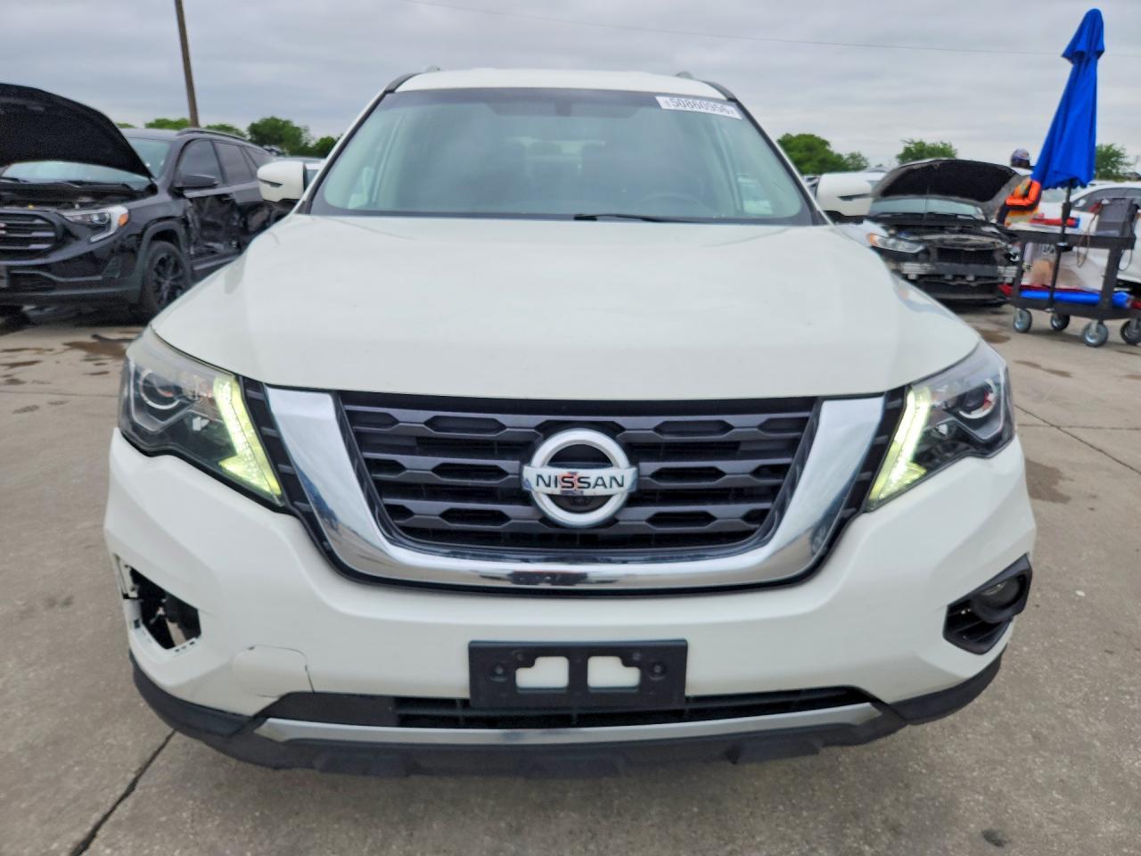 2020 Nissan Pathfinder Sl - Фото 5