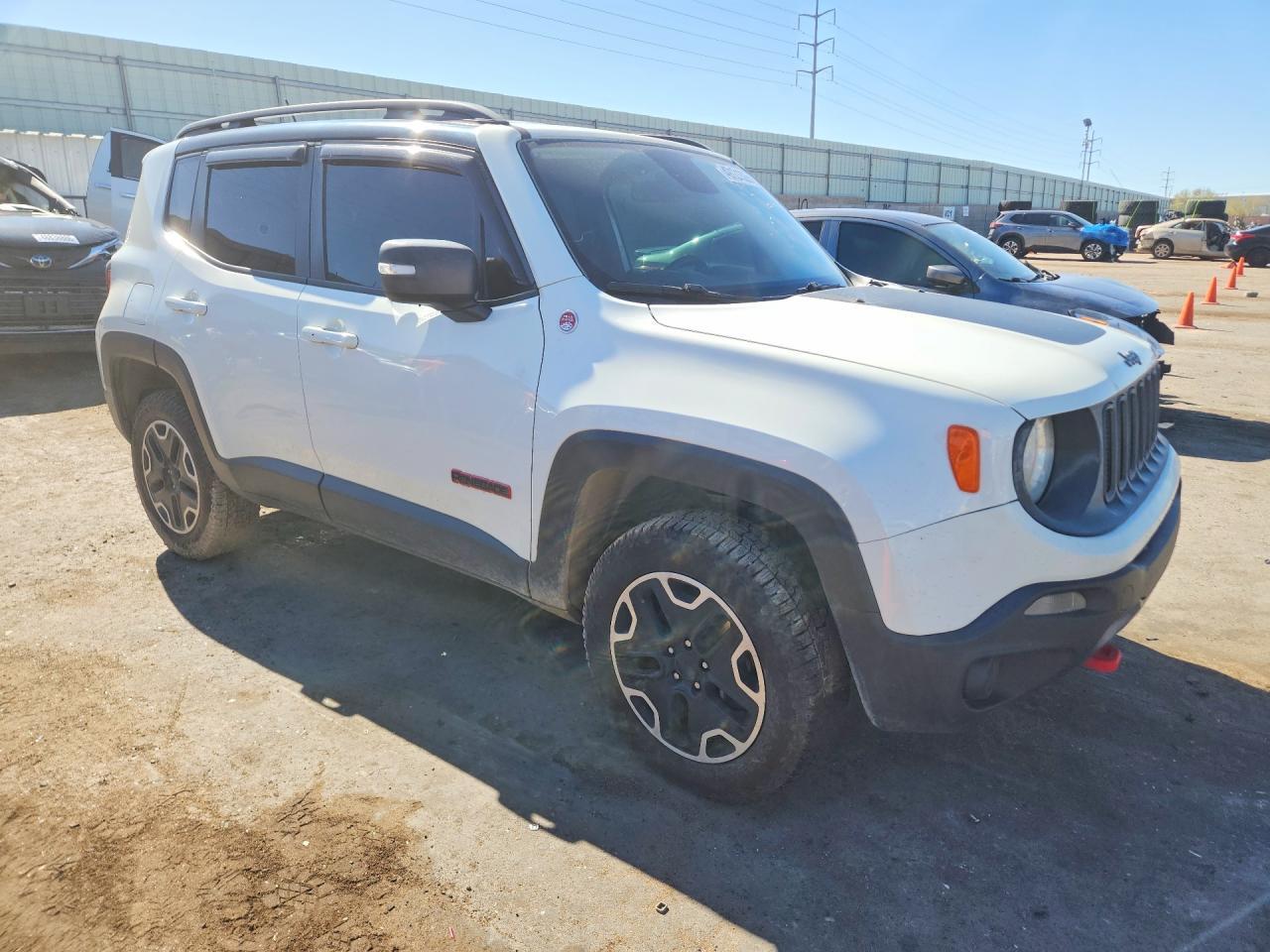 2016 Jeep Renegade Trailhawk - Фото 4